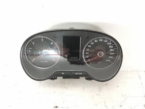 Used Instrument cluster VW POLO V (6R1, 6C1) 1.2 TDI (75 hp) 30525485