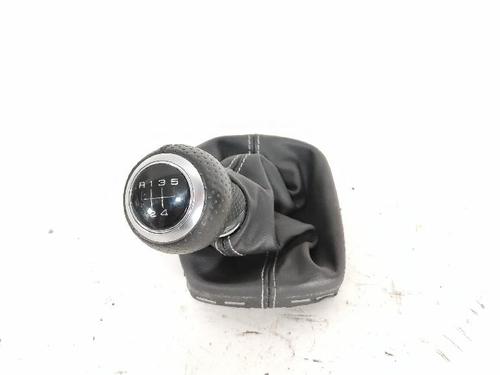 Used Shift knob AUDI A1 (8X1, 8XK) 1.6 TDI (90 hp) 27413054