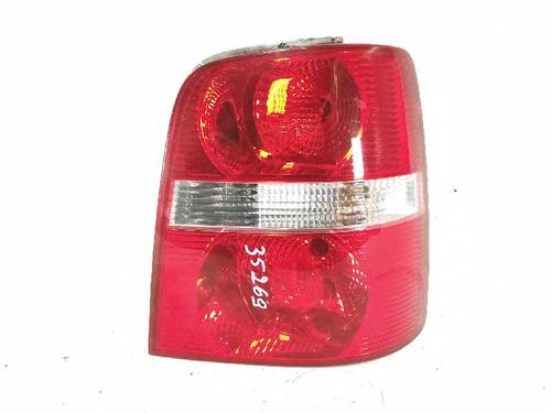 Used Right taillight VW TOURAN (1T1, 1T2) 2.0 TDI (136 hp) 31579238
