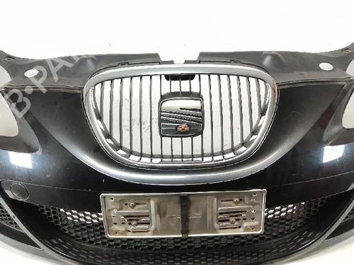 Used Front bumper SEAT LEON (1P1) 1.6 (102 hp) 32154704
