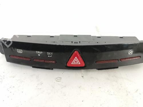 Used Warning switch Warning switch SSANGYONG KORANDO (C300) 1.6 e-XDi (136 hp) 27427669 27427669