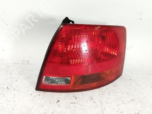 Used Right taillight Right taillight AUDI A4 B7 (8EC) 2.0 TDI (140 hp) 27423098 27423098