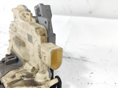 Høyre bak lås VW PASSAT B6 (3C2) 2.0 TDI | BP27425585C99