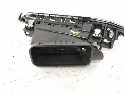 Air vent PEUGEOT 2008 I (CU_) 1.2 THP 110 / PureTech 110 | BP27433031I21 - Image 2