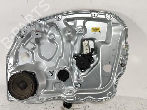 Used Front right window mechanism Front right window mechanism LANCIA MUSA (350_) 1.3 D Multijet (350.AXM11, 350.AXM1A, 350.AXI1A) (95 hp) 32659138 32659138