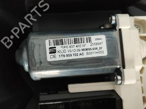 Front right window mechanism SEAT LEON (1P1) 2.0 TDI | BP27413480C23