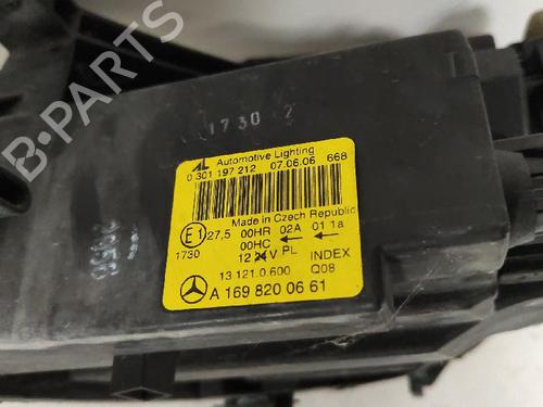 Right headlight MERCEDES-BENZ A-CLASS (W169) A 150 (169.031, 169.331) | BP30271279C29 