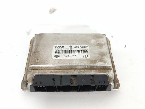 Calculateur moteur (ecu) NISSAN TERRANO II (R20) 2.7 TD 4WD (101 hp) 30609877