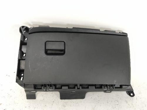 Used Glove box TOYOTA YARIS (_P21_, _PA1_, _PH1_) 1.5 Hybrid (MXPH10, MXPH11) (116 hp) 27423068