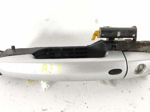 Used Front left exterior door handle SUZUKI GRAND VITARA II (JT, TE, TD) 1.9 DDiS All-wheel Drive (JT419, TD44, JB419WD, JB419XD,... (129 hp) 27433300