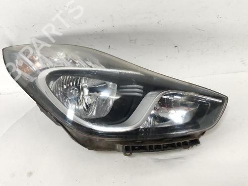 Phare droit HYUNDAI ix20 (JC) 1.4 (90 hp) 32103281