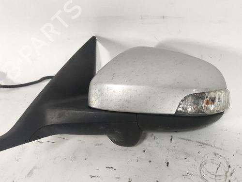 Used Left mirror VOLVO V50 (545) D2 (114 hp) 30146810