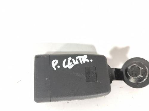 rear-center-seatbelt-toyota-gt-86-coupe-zn6_-2012-27414035 main image