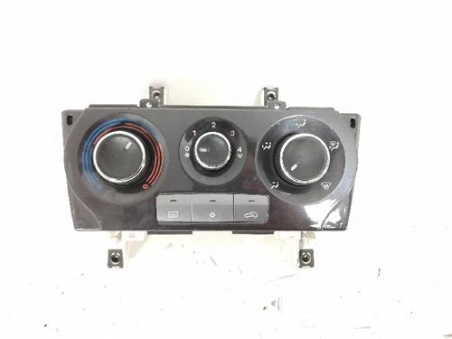 Used Climate control FIAT BRAVO II (198_) 1.9 D Multijet (198AXB1A) (120 hp) 27411604