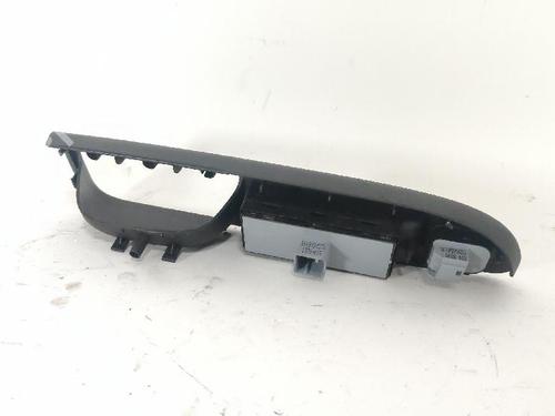 Left front window switch VW PASSAT B6 (3C2) 2.0 TDI | BP39163957I27 - Image 2