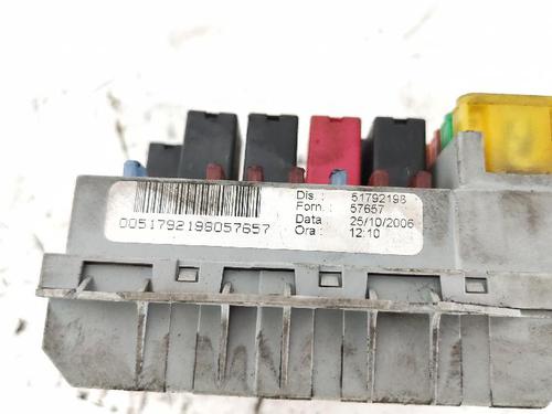 Fuse box LANCIA YPSILON (843_) 1.3 D Multijet (843.AXF11, 843.AXF1A, 843.AXM11,... | BP27416343E1 - Image 3
