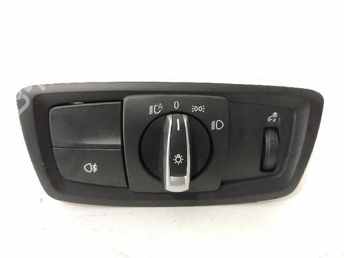 Used Headlight switch BMW 1 (F20) M 140 i xDrive (340 hp) 31125688