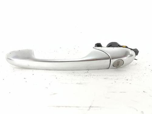 Used Front right exterior door handle ALFA ROMEO 147 (937_) 1.9 JTD (937.AXD1A, 937.BXD1A, 937.AXV1A, 937.BXB1A,... (115 hp) 27647940