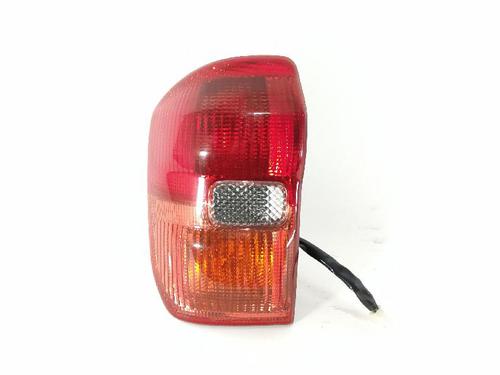 Used Left taillight Left taillight TOYOTA RAV 4 II (_A2_) 2.0 D 4WD (CLA20_, CLA21_, CLA20R, CLA21R) (116 hp) 27416558 27416558