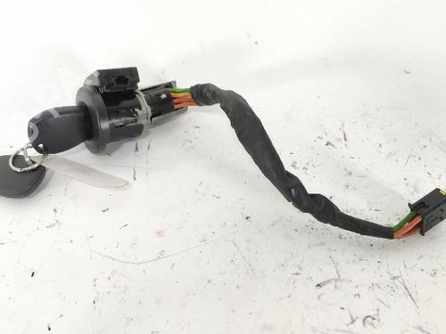 Used Ignition barrel DACIA SANDERO 1.5 dCi (88 hp) 27422342