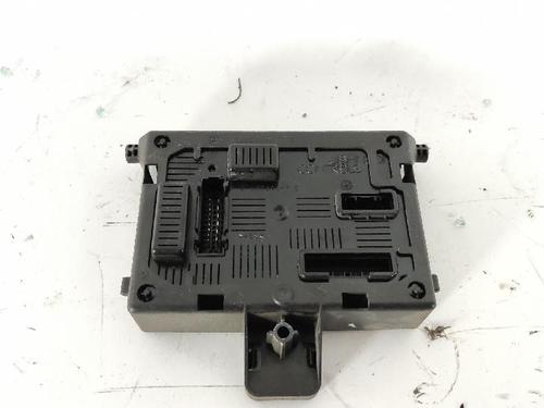 Módulo eletrónico Módulo eletrónico RENAULT CLIO III (BR0/1, CR0/1) 1.2 16V Hi-Flex (BR1U, CR1U) (75 hp) 34053864 34053864