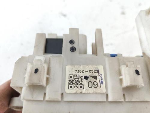 Fuse box ISUZU D-MAX II (TFR, TFS) 1.9 Ddi 4x4 (TFS87J) | BP34151133E1 - Image 3
