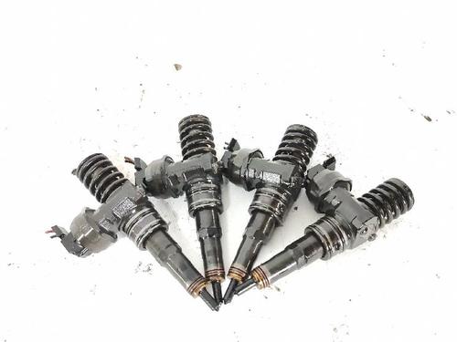 Used Injector AUDI A3 (8P1) 1.9 TDI (105 hp) 27419810