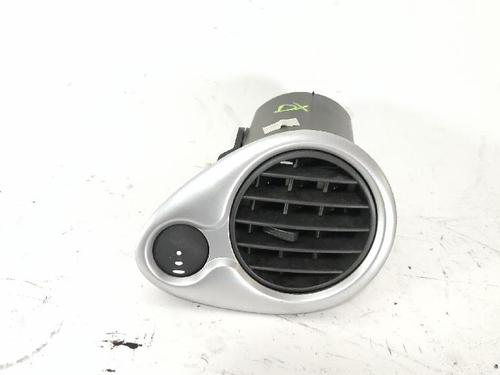 Used Air vent RENAULT CLIO III Grandtour (KR0/1_) 1.2 16V (KR02, KR0J) (75 hp) 27433534