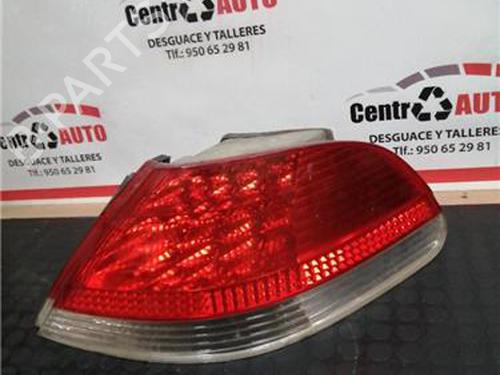 Używane Lampa tylna prawa BMW 7 (E65, E66, E67) 730 d (218 hp) 27841377