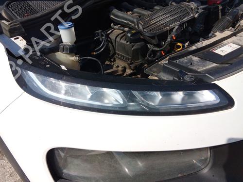 right-daytime-light-citroen-c4-cactus-2014-40005890 main image