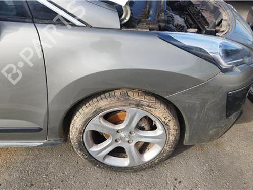 Right front fenders PEUGEOT 3008 I MPV (0U_) 1.6 HDi 115 / BlueHDi 115 | BP27674491C42 