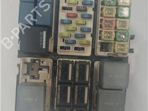 Used Fuse box Fuse box 27850044 27850044