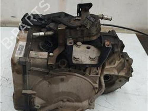 Gearbox PEUGEOT 407 SW (6E_, 6D_) 2.0 HDi 135 | BP27849122M3