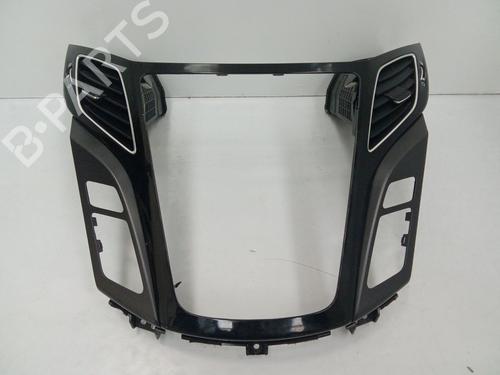 Luftventil HYUNDAI i40 I (VF) 1.7 CRDI (141 hp) 33168570