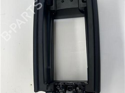 Used Armrest / Center console Armrest / Center console 27845618 27845618