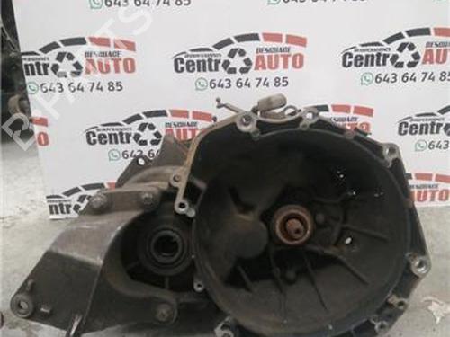 Getriebe für OPEL VECTRA C (Z02) 2.2 DTI 16V (F69) (125 hp) 27844356