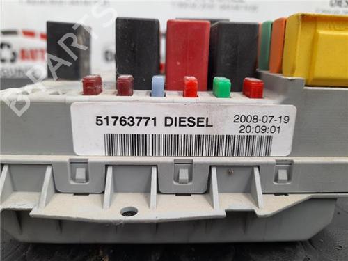 Fuse box FIAT BRAVO I (182_) 1.9 TD 75 S (182.AF) | BP27843887E1 
