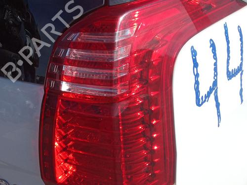 Højre baglygte PEUGEOT 5008 II (MC_, MJ_, MR_, M4_) 1.6 BlueHDi 115 (MCBHXH, MCBHXW) (116 hp) 29998499