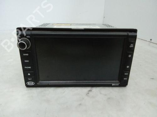 Used Radio Radio KIA SORENTO I (JC) 2.5 CRDi 4WD (140 hp) 40040948 40040948