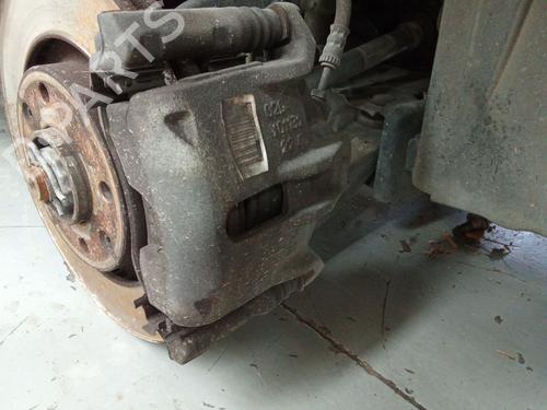 Used Right front brake caliper CITROËN C3 AIRCROSS II (2R_, 2C_) 1.5 BlueHDi 100 (2CYHYJ) (102 hp) 27576008