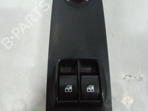 Used Left front window switch PEUGEOT BOXER Van [2006-2025]  31045308
