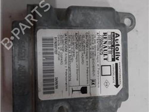 Airbag styreenhed RENAULT MEGANE I Coach (DA0/1_) 1.9 dTi (DA0N) (98 hp) 27846429