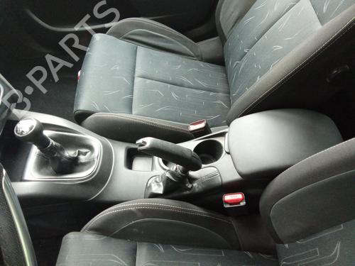 Console centrale Console centrale CITROËN C4 II (NC_) 1.6 HDi 90 (92 hp) 39880518 39880518
