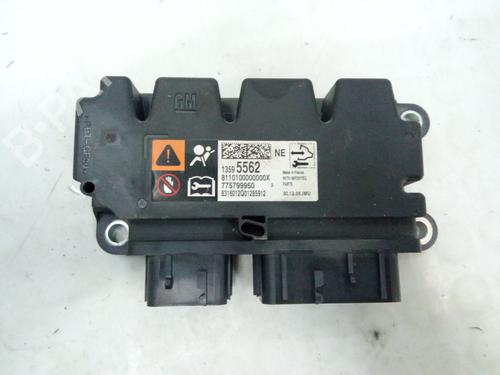 Used ECU airbags ECU airbags OPEL ASTRA K (B16) 1.0 Turbo (68) (105 hp) 33980706 33980706