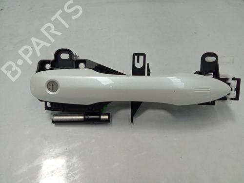 Used Front left exterior door handle TOYOTA YARIS CROSS (MXP_) 1.5 Hybrid (MXPJ10) (116 hp) 27687266