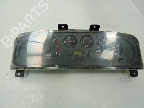 Used Instrument cluster NISSAN TERRANO II (R20) 2.4 4WD (118 hp) 28510653