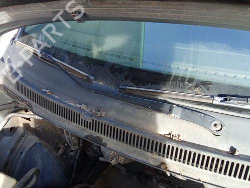 Used Front windshield wiper arm VW TRANSPORTER T5 Van (7HA, 7HH, 7EA, 7EH) 2.0 TDI (140 hp) 30204791