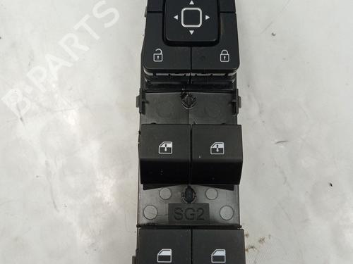 Used Left front window switch KIA NIRO I (DE) 1.6 GDI Hybrid (105 hp) 29267900