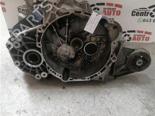 Used Gearbox CHEVROLET CAPTIVA (C100, C140) 2.0 D 4WD (150 hp) 27844273