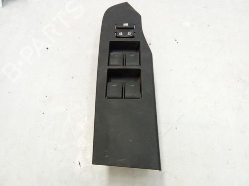 left-front-window-switch-toyota-auris-_e18_-2012-2013-2014-2015-2016-2017-2018-2019-31538381 main image